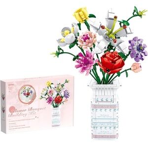 Like legos flower bouquet building set with vase 730 pieces